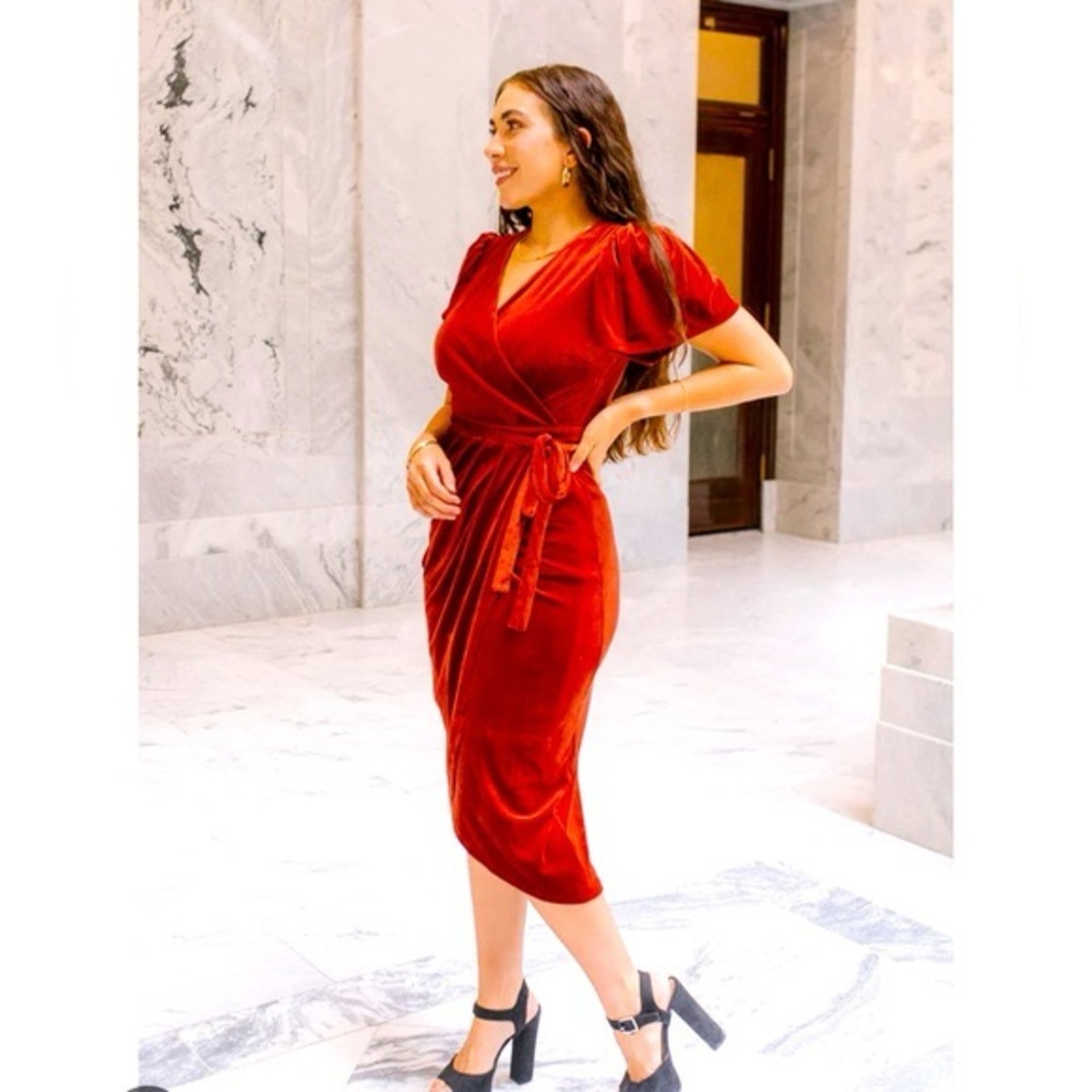 Ivy City Co Red Midi Dress
